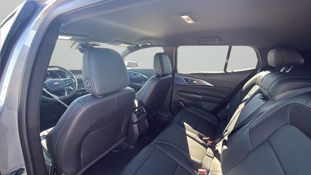 New 2026 Chevrolet Equinox EV LT w/ Convenience Package II AWD/4WD image 52