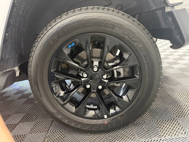 Used 2022 Jeep Wrangler Unlimited Sahara image 36