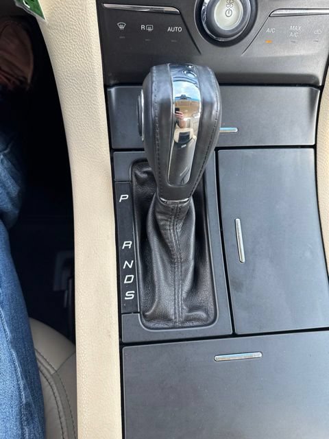 Used 2014 Ford Taurus SEL w/ Equipment Group 201A FWD image 6