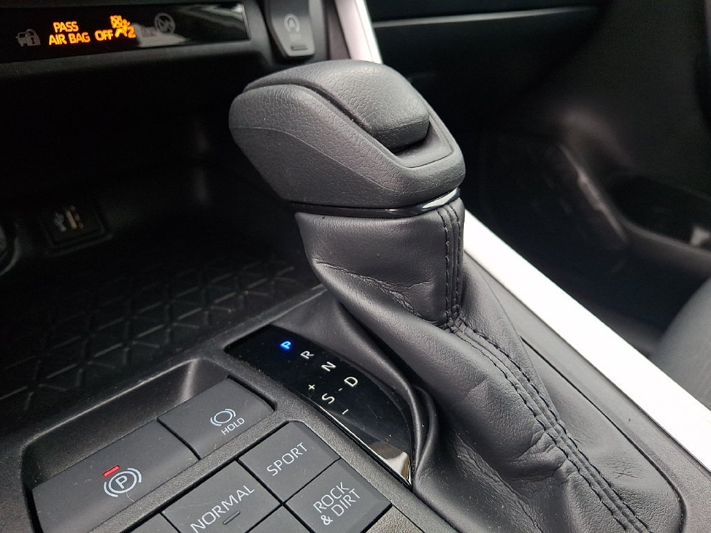 Certified 2025 Toyota RAV4 XLE AWD/4WD image 14