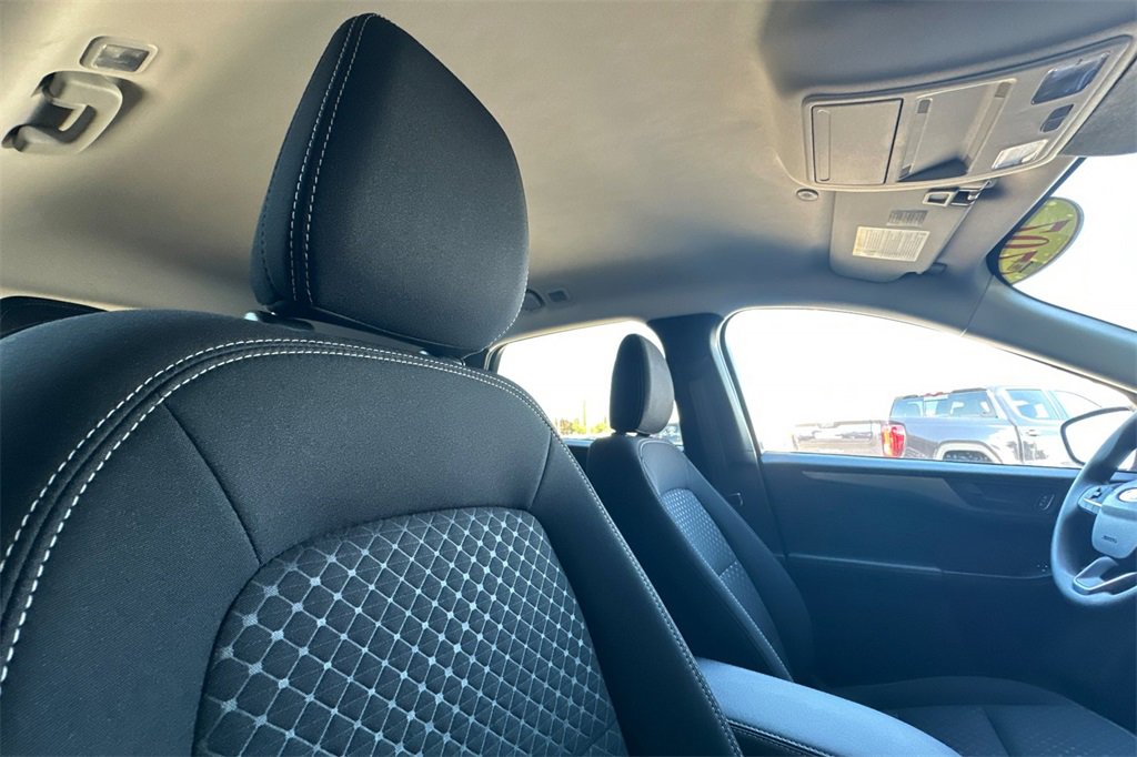 Used 2025 Ford Escape Active image 20