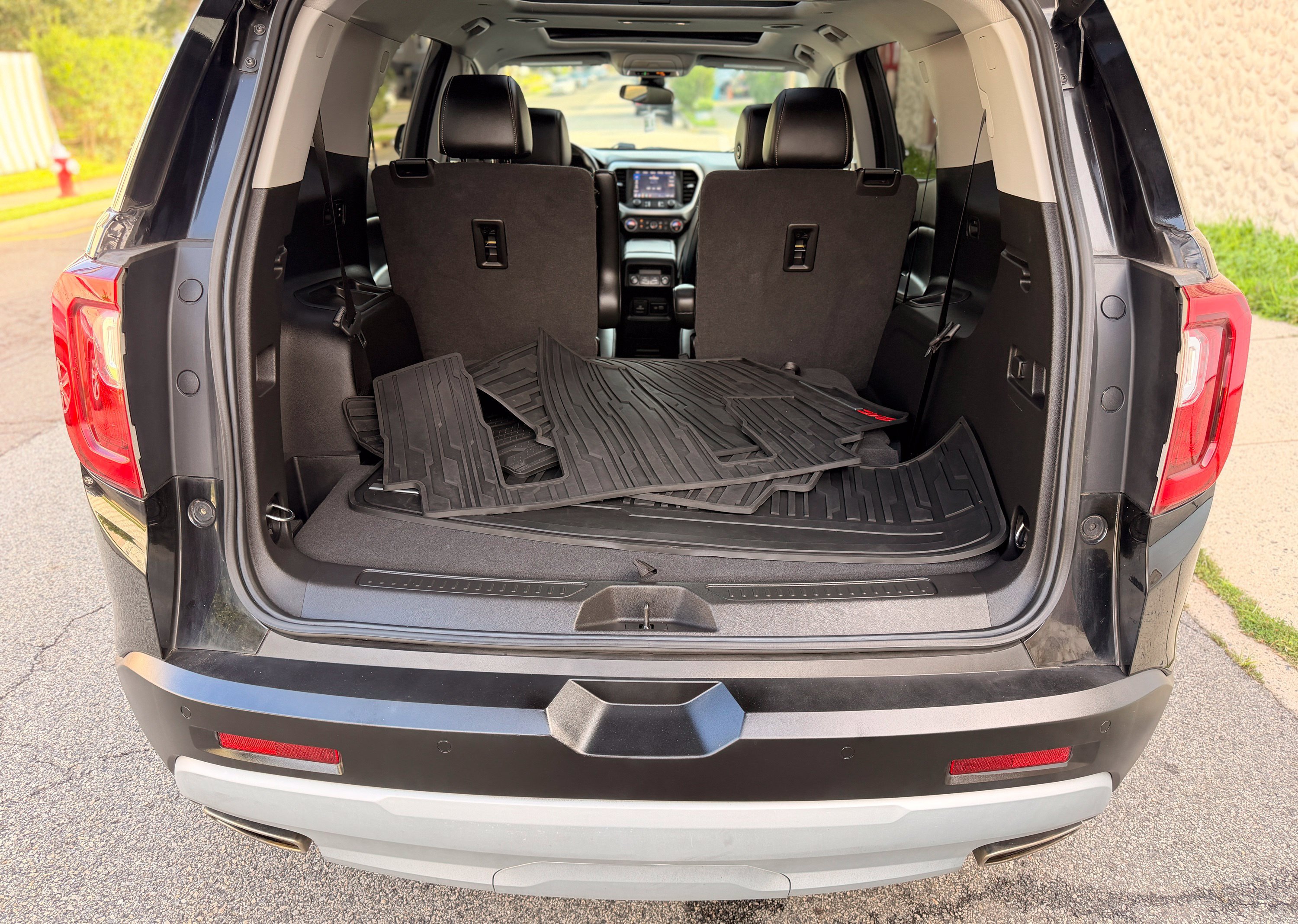 Used 2020 GMC Acadia SLT w/ Premium Package AWD/4WD image 8