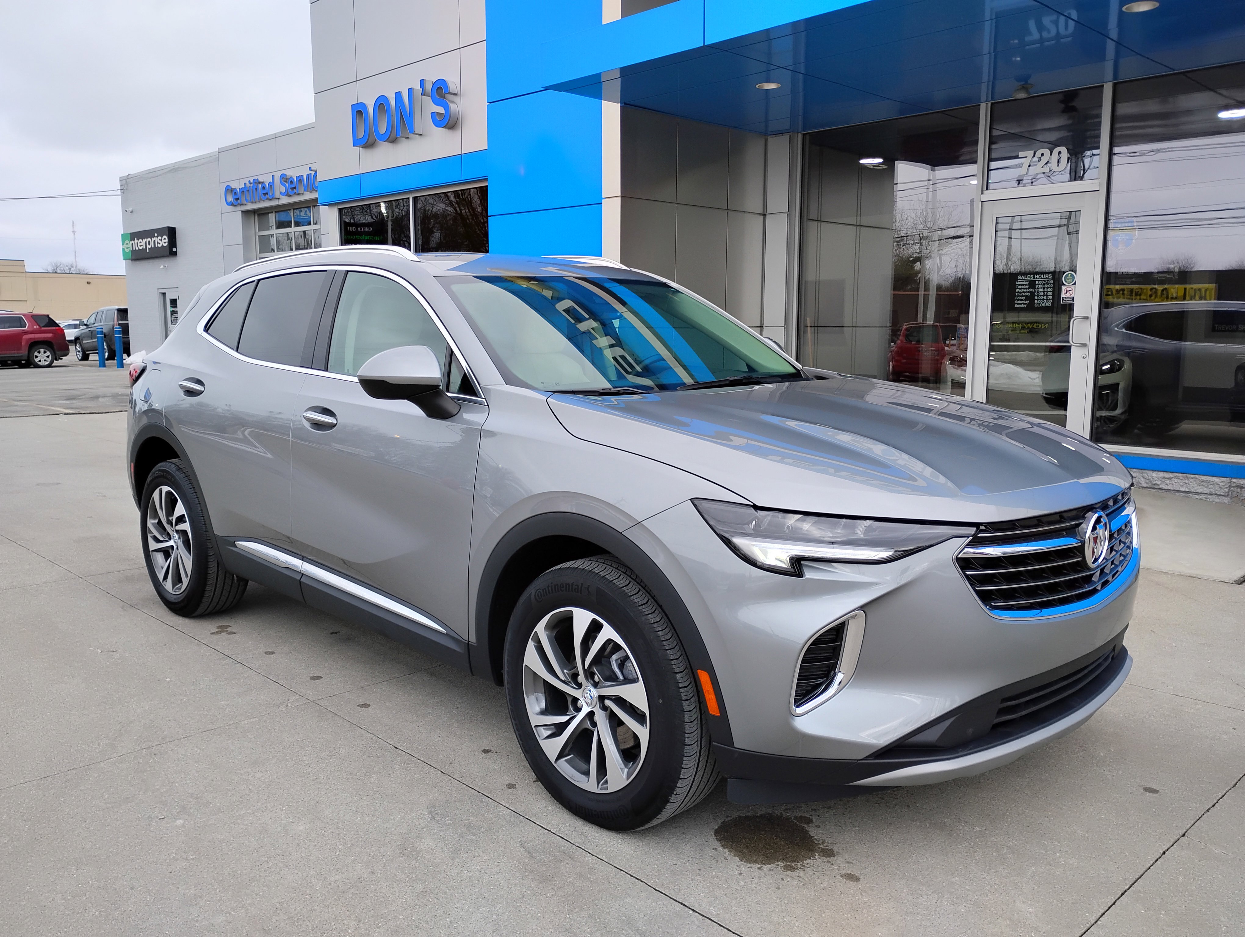 Used 2023 Buick Envision Essence image 3