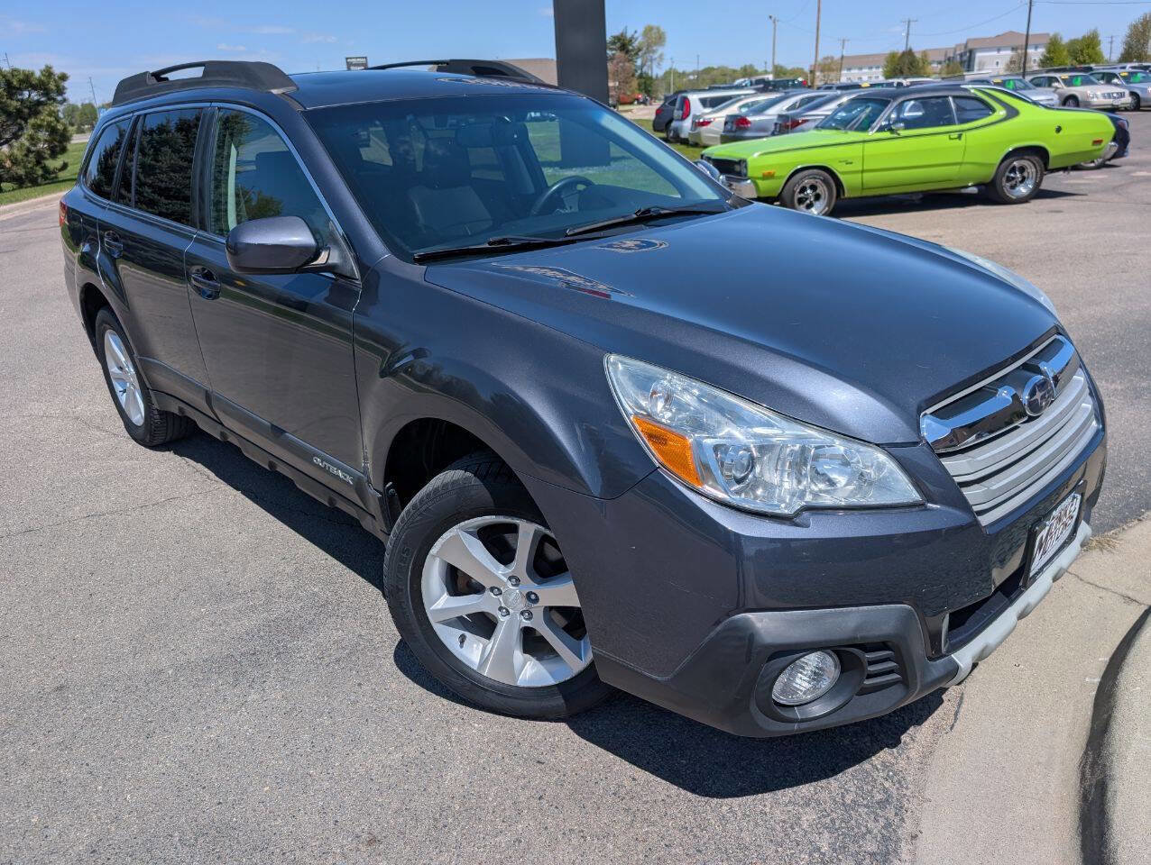 Used 2014 Subaru Outback 2.5i Limited AWD/4WD image 3