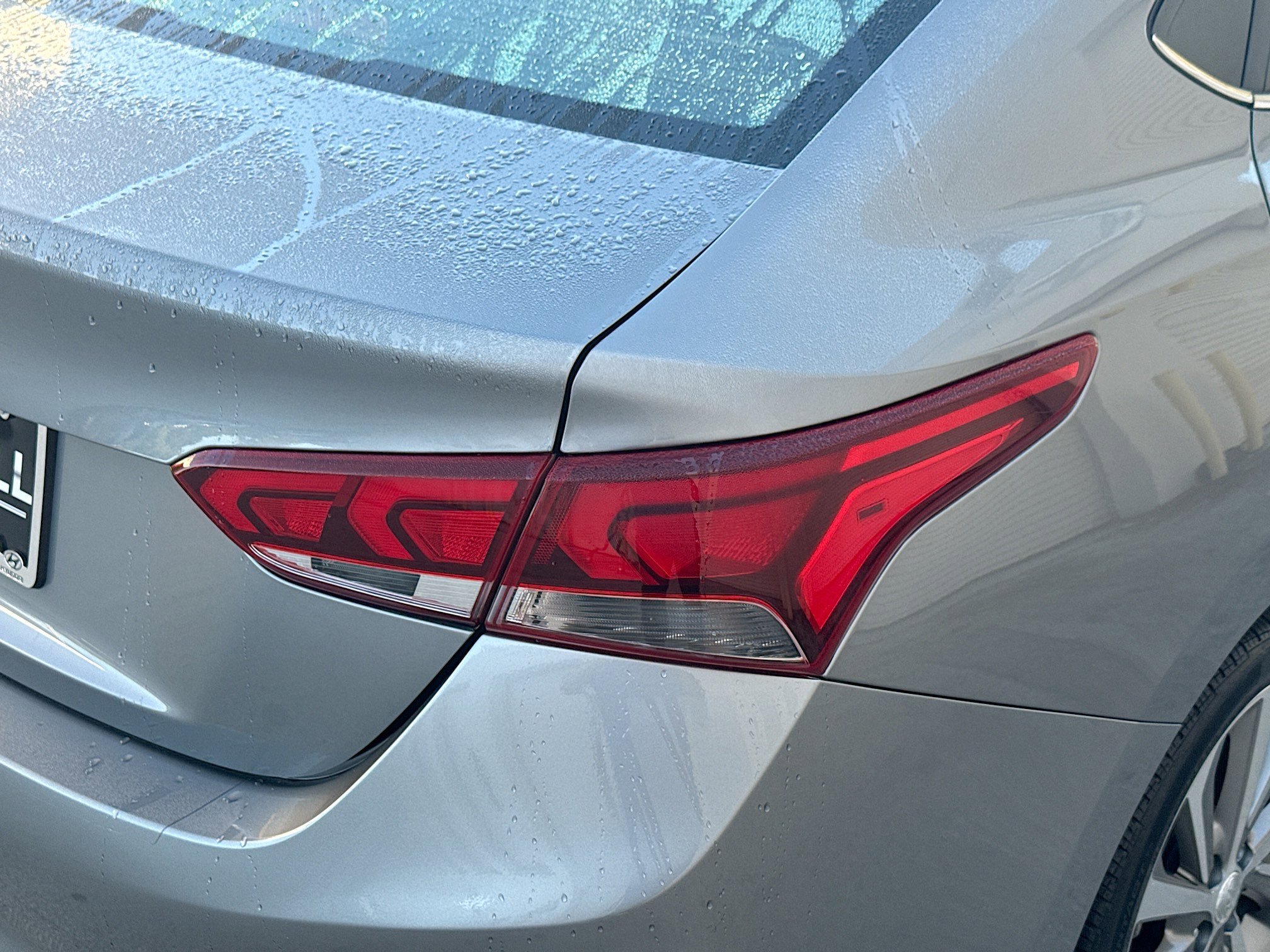 Used 2022 Hyundai Accent Limited image 25