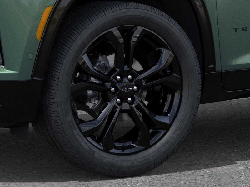 New 2027 Chevrolet Traverse RS w/ LPO, Floor Liner Package FWD image 9