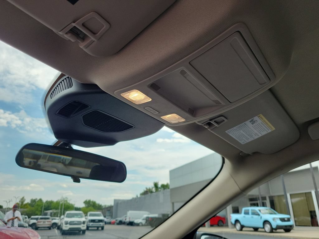 Certified 2020 Ford Escape SEL AWD/4WD image 29