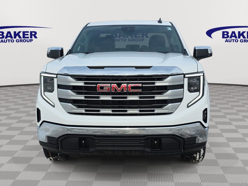 New 2026 GMC Sierra 1500 SLE image 2