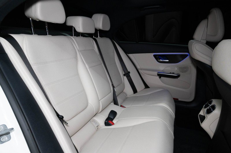 New 2026 Mercedes-Benz C 300 Sedan image 14