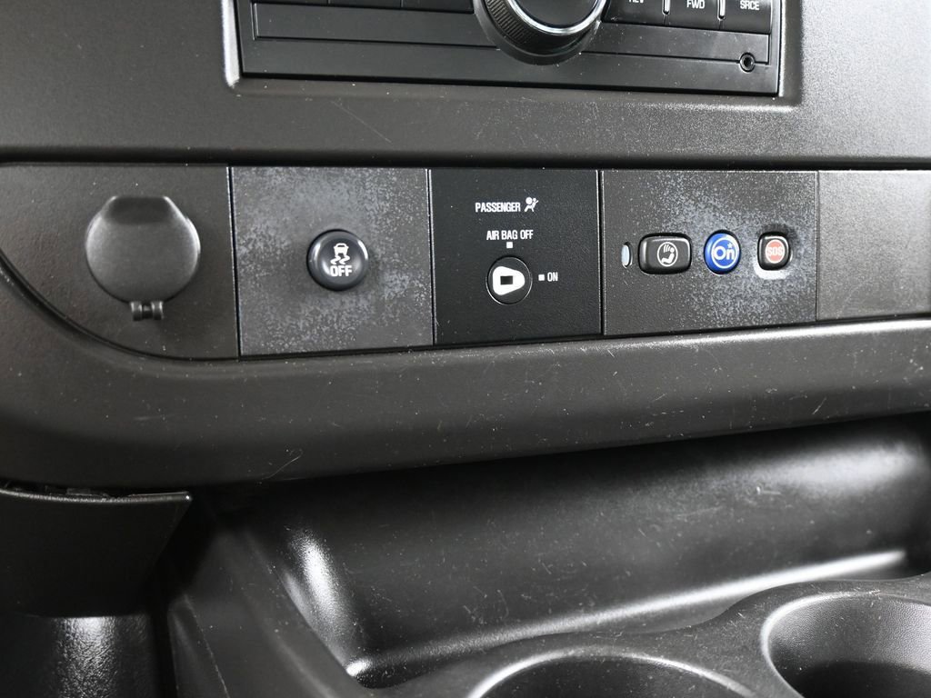 Used 2019 Chevrolet Express 2500 image 22