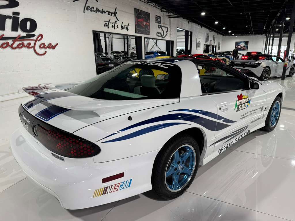 Used 1999 Pontiac Firebird Formula image 7