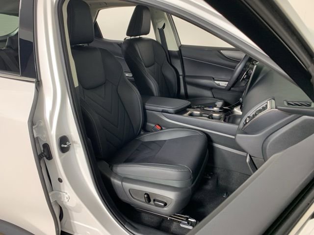 Used 2024 Lexus NX 350h 350h Luxury w/ Vision Package image 39
