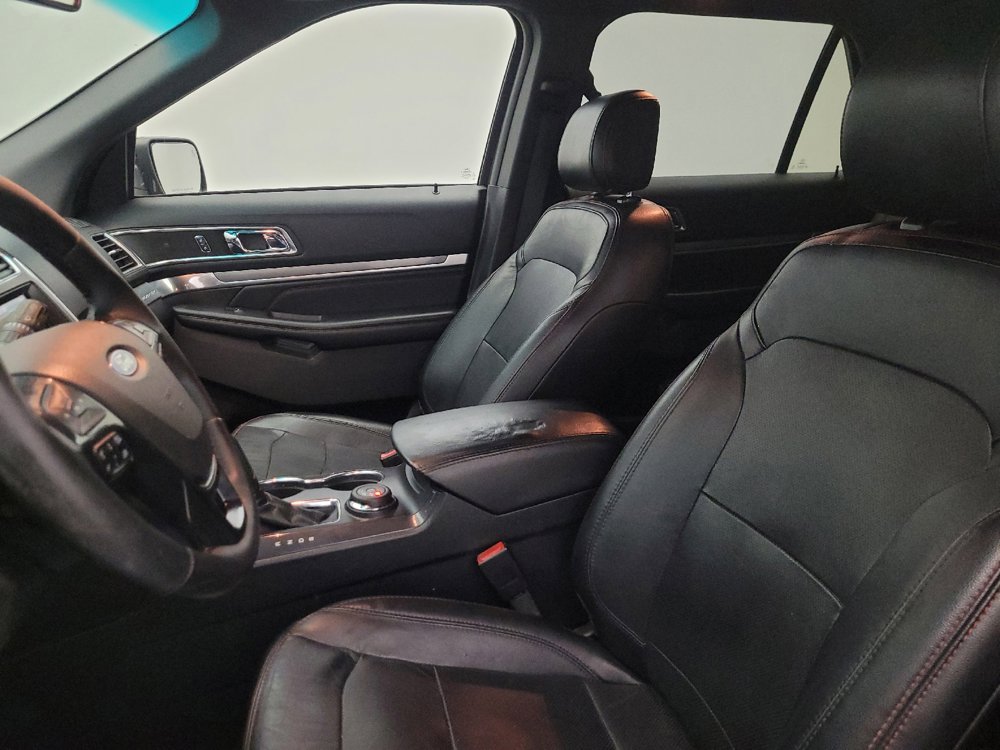 Used 2016 Ford Explorer Sport w/ Equipment Group 401A AWD/4WD image 17