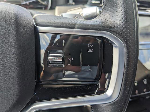 Used 2022 Land Rover Discovery Sport S R-Dynamic image 23