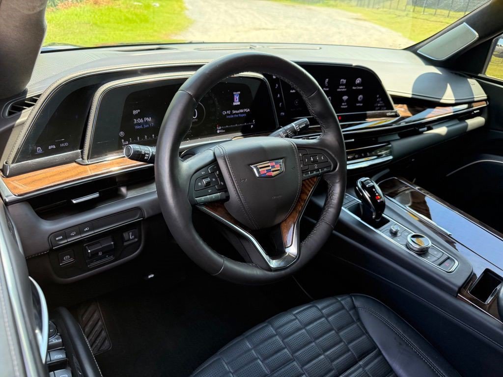 Certified 2022 Cadillac Escalade Sport Platinum RWD image 4