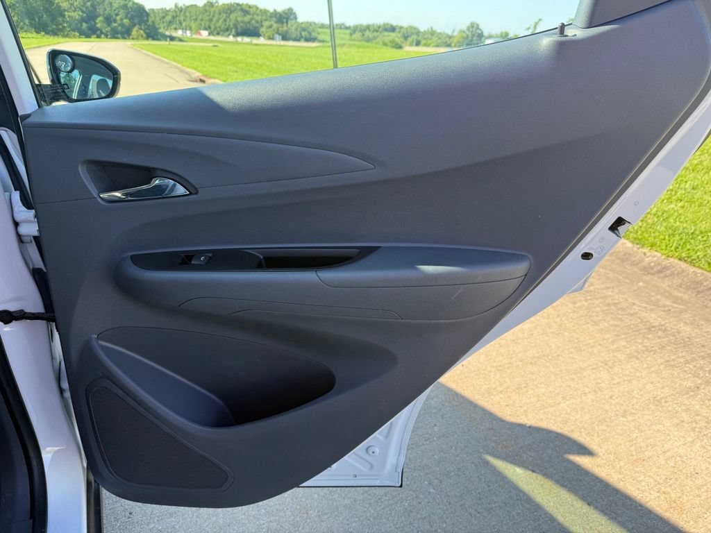 Used 2021 Chevrolet Bolt LT FWD image 15