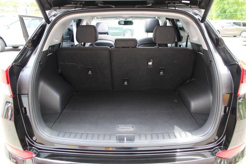 Used 2018 Hyundai Tucson Value AWD/4WD image 26