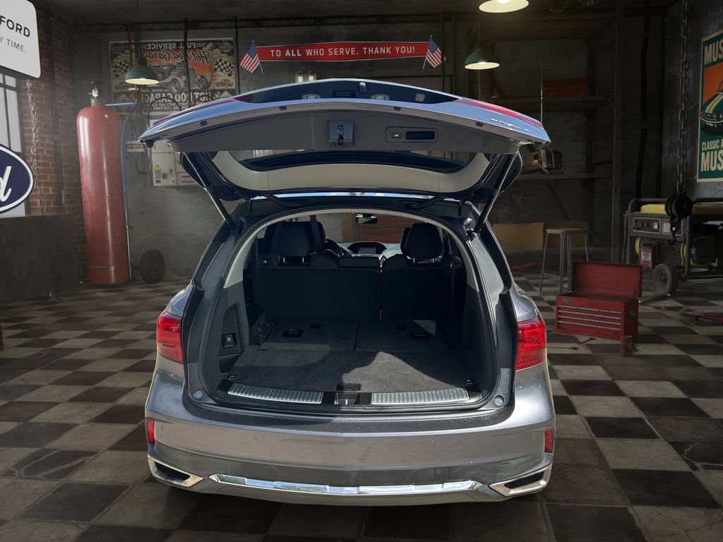 Used 2019 Acura MDX w/ Technology Package AWD/4WD image 10
