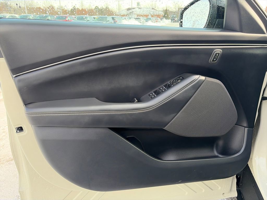 Used 2025 Ford Mustang Mach-E Select image 14