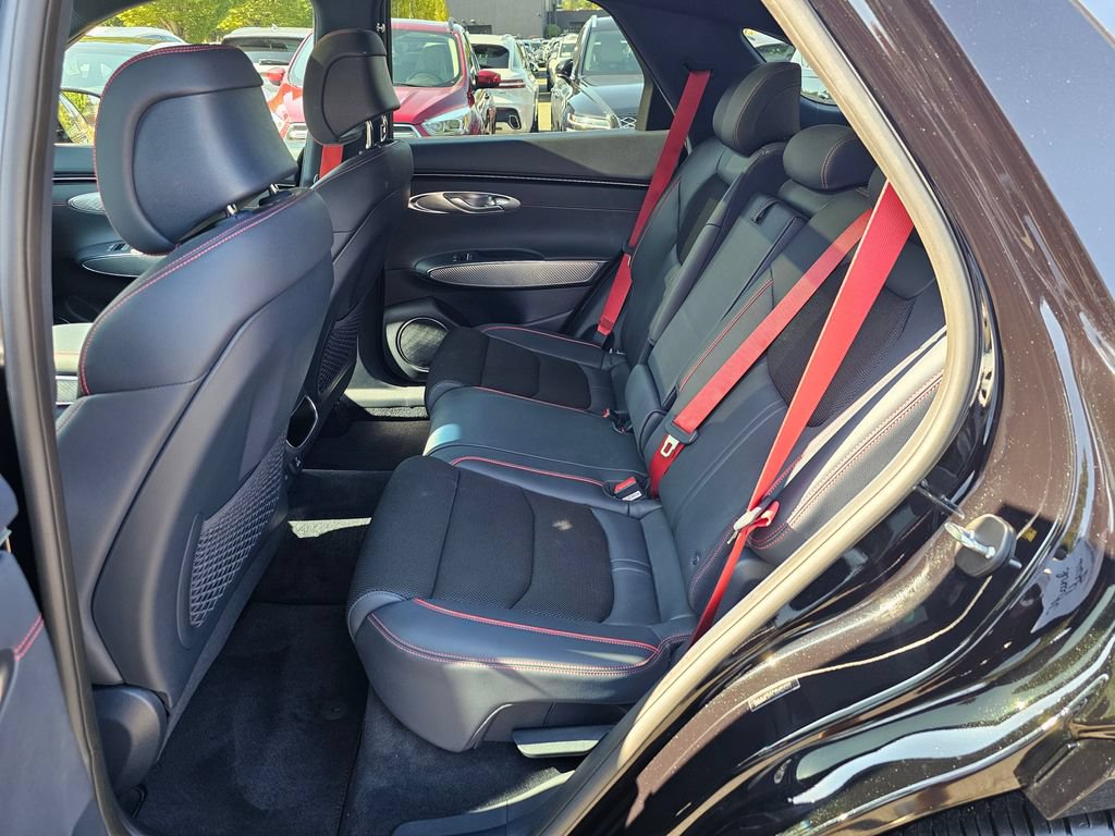 Certified 2025 Genesis GV70 3.5T Sport AWD/4WD image 23