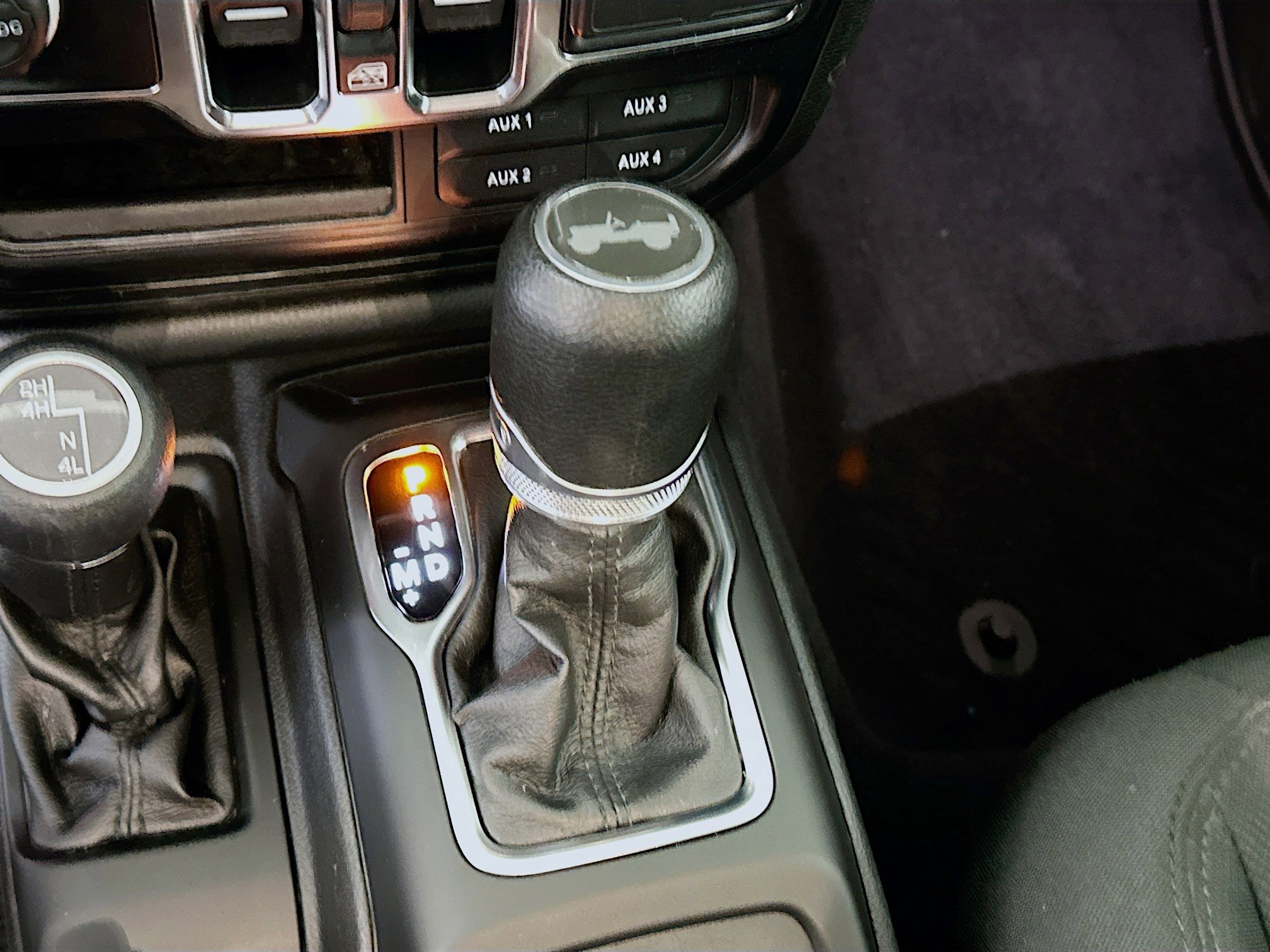 Used 2022 Jeep Wrangler Sport S image 23