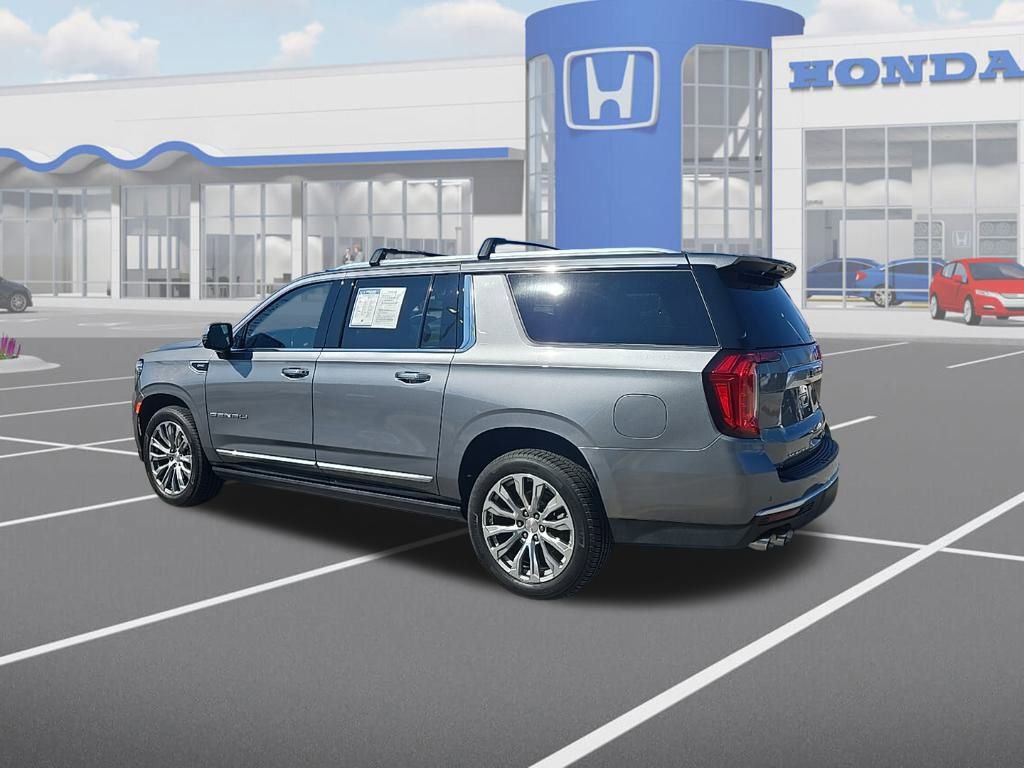 Used 2022 GMC Yukon XL Denali image 6