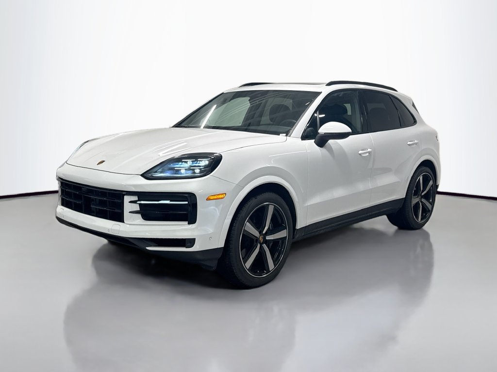 Certified 2025 Porsche Cayenne AWD/4WD image 1