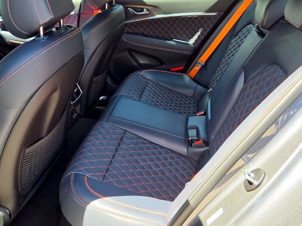 New 2026 Genesis G70 3.3T Prestige RWD image 7