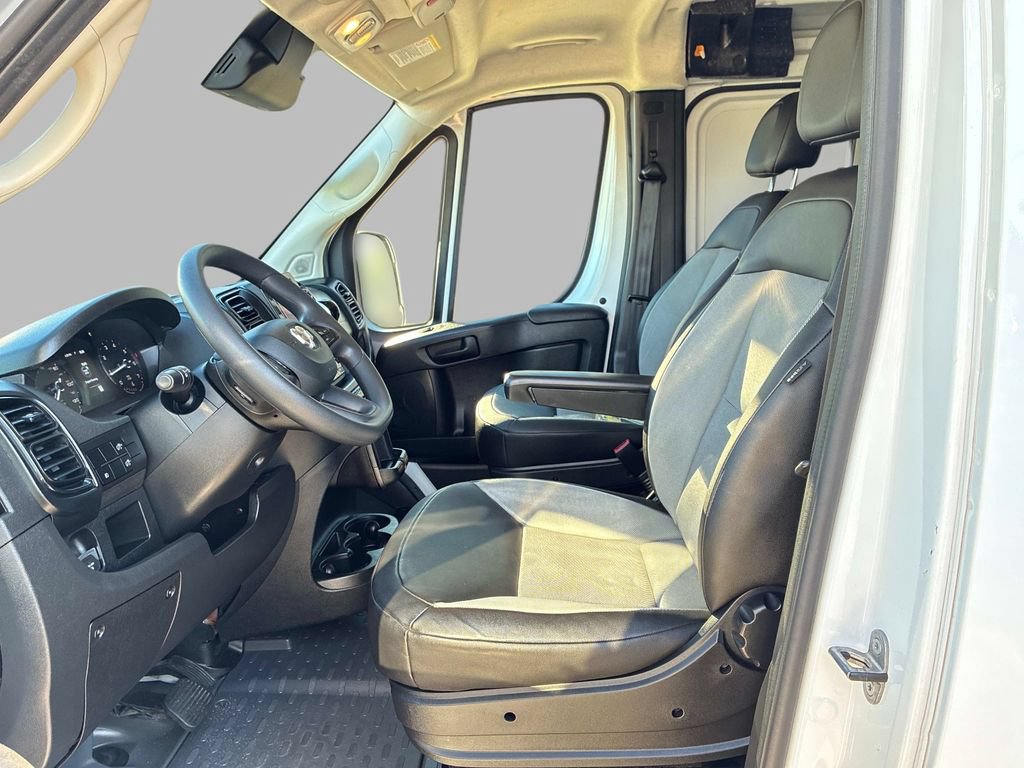 Used 2025 RAM ProMaster 2500 w/ Convenience Group FWD image 21