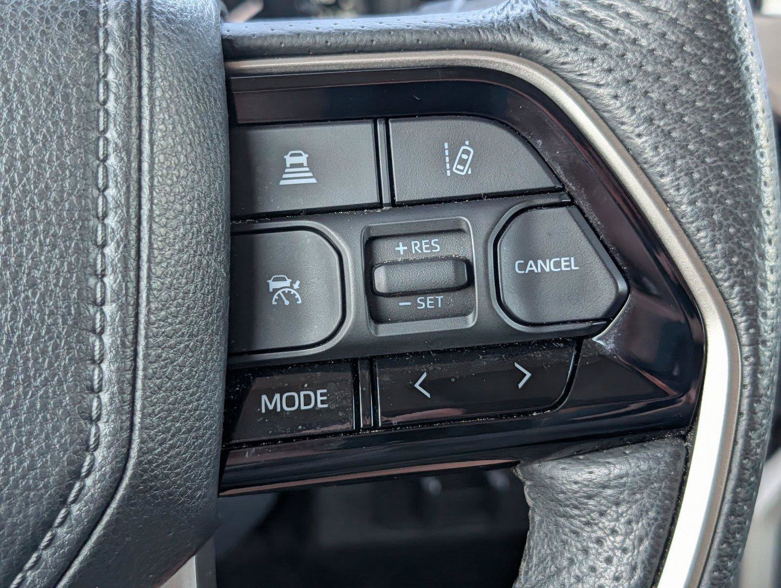 Used 2023 Toyota Tundra Limited AWD/4WD image 27