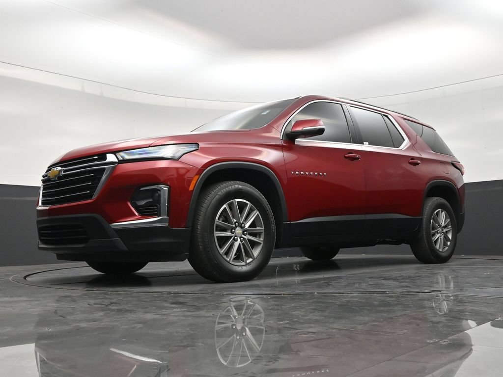 Used 2023 Chevrolet Traverse LT FWD image 20