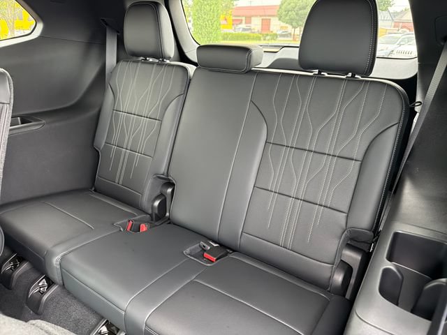 New 2026 Buick Enclave Avenir w/ Super Cruise Package FWD image 20
