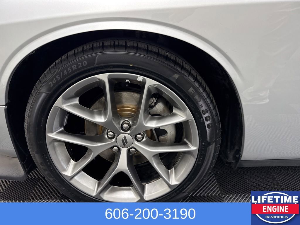 Used 2023 Dodge Challenger GT image 10