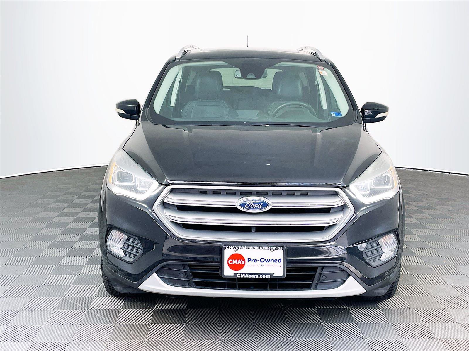 Used 2017 Ford Escape Titanium w/ Equipment Group 301A AWD/4WD image 2