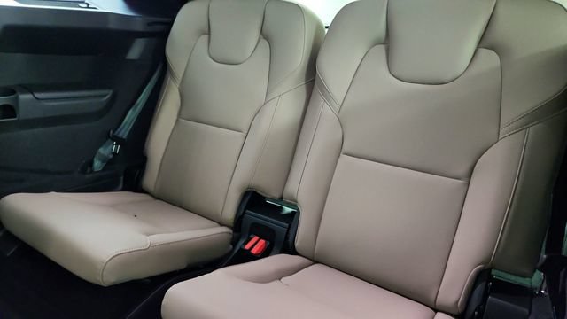 Used 2026 Volvo XC90 B6 Plus w/ Protection Package AWD/4WD image 34