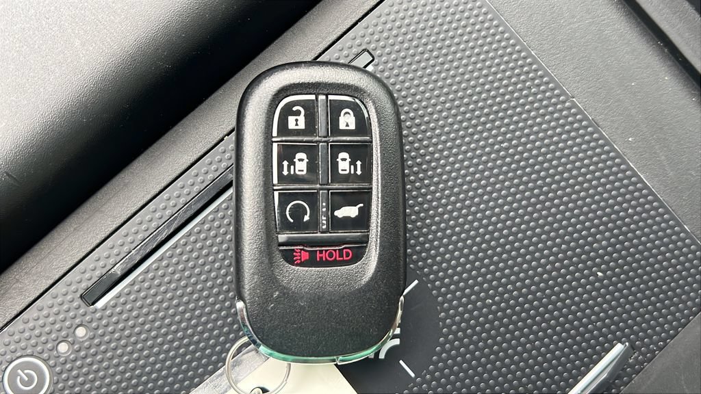 Used 2025 Honda Odyssey Touring image 24