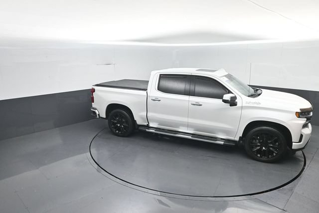 Used 2020 Chevrolet Silverado 1500 High Country w/ Technology Package AWD/4WD image 27