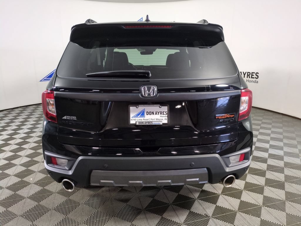 Certified 2023 Honda Passport TrailSport image 5
