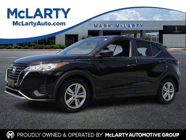 Used 2023 Nissan Kicks S FWD image 1