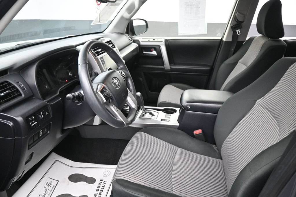 Used 2024 Toyota 4Runner SR5 AWD/4WD image 23