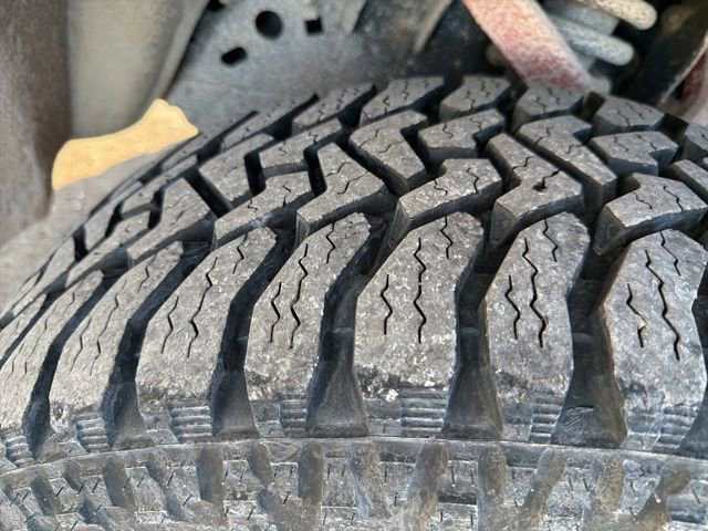 Used 2018 Ford Expedition Max XLT w/ Equipment Group 202A AWD/4WD image 17