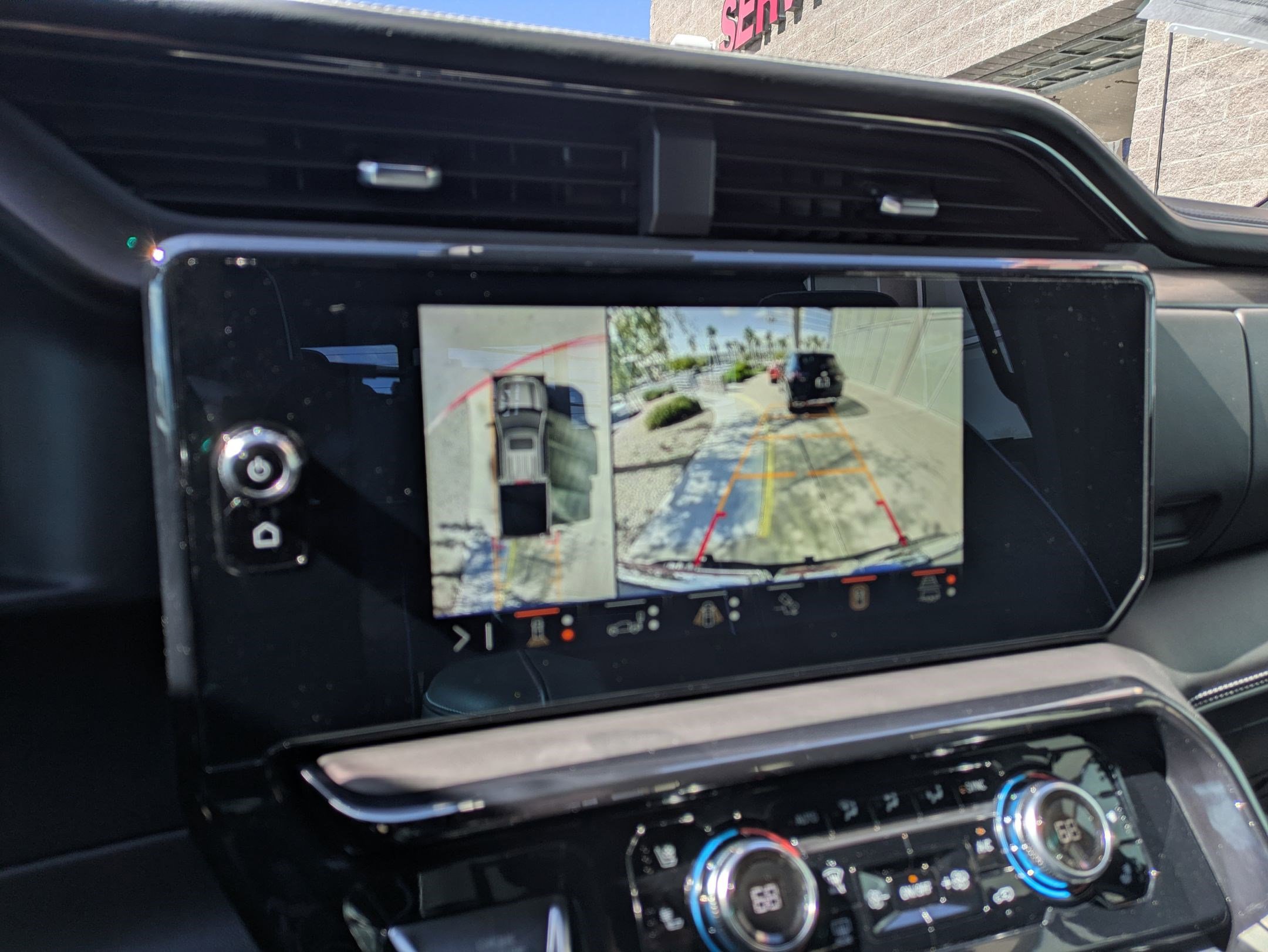 Certified 2024 GMC Sierra 1500 AT4X w/ AT4X AEV Edition image 21