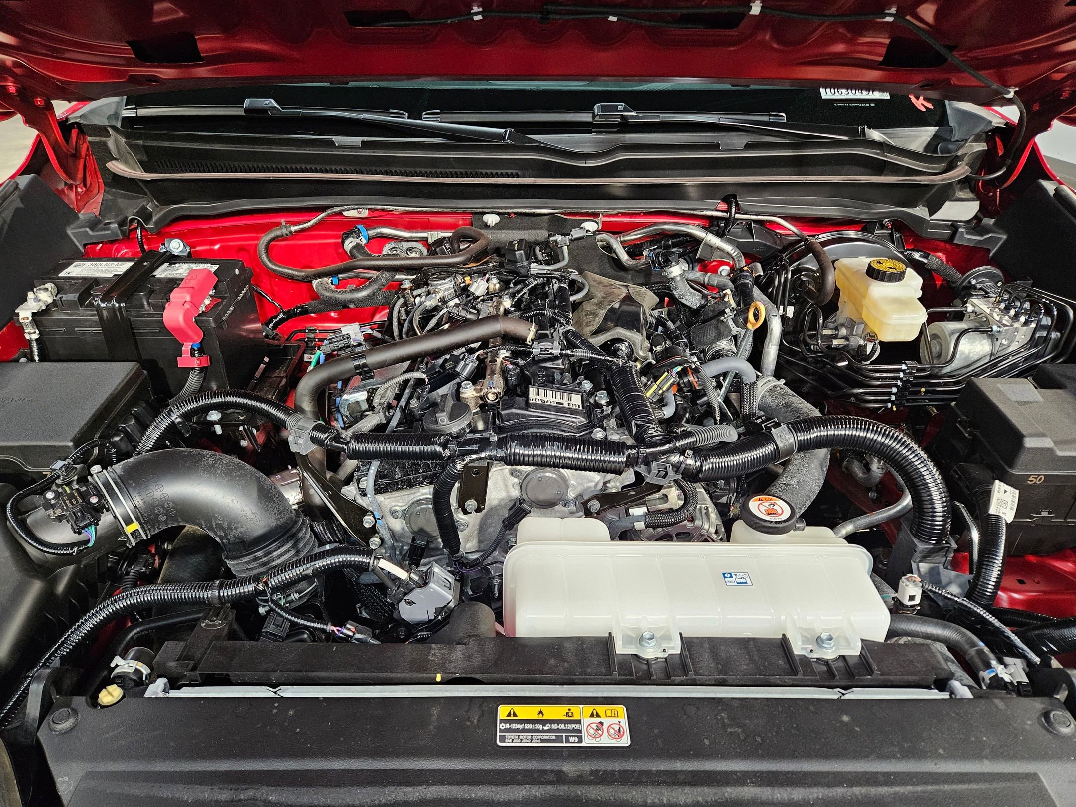 Certified 2025 Toyota Tacoma SR5 image 19