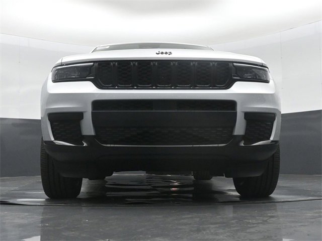 New 2025 Jeep Grand Cherokee L Altitude image 40