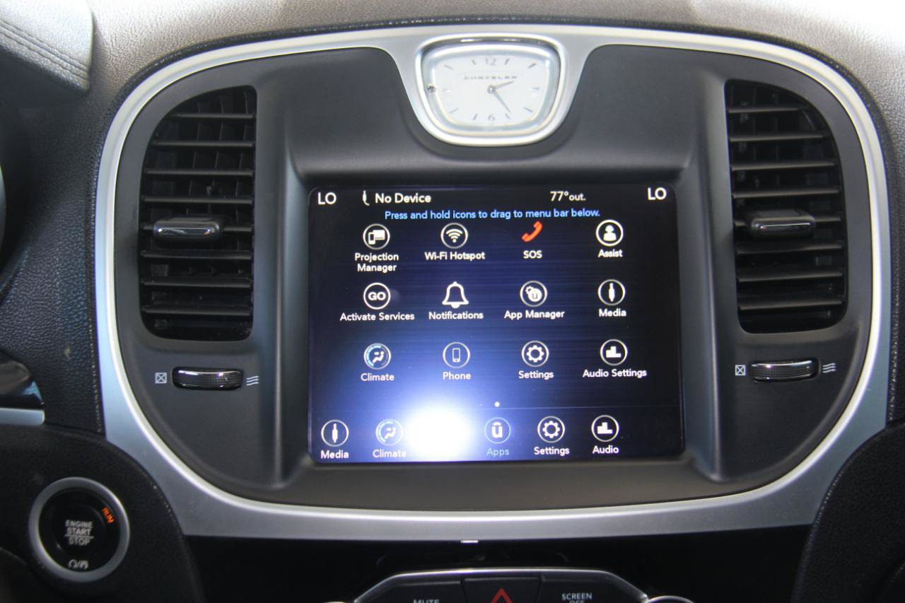 Used 2023 Chrysler 300 Touring w/ Sport Appearance Package RWD image 16