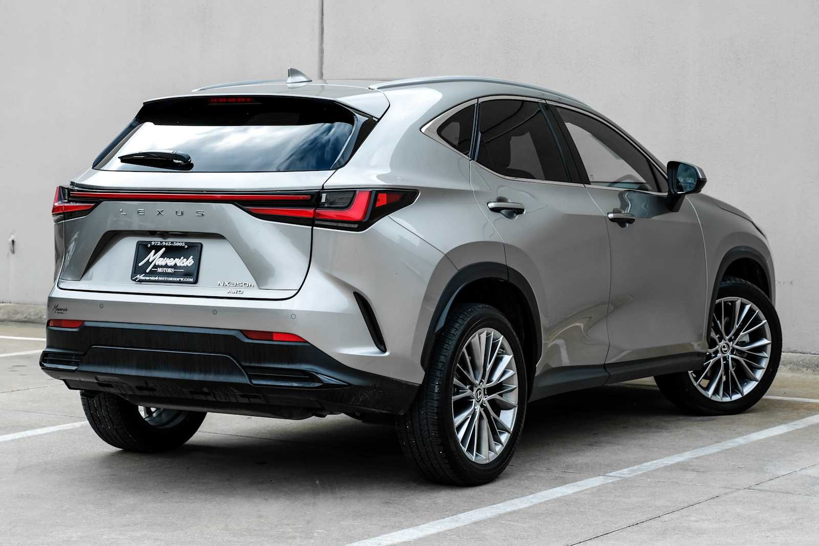 Used 2022 Lexus NX 350h AWD w/ Vision Package image 10
