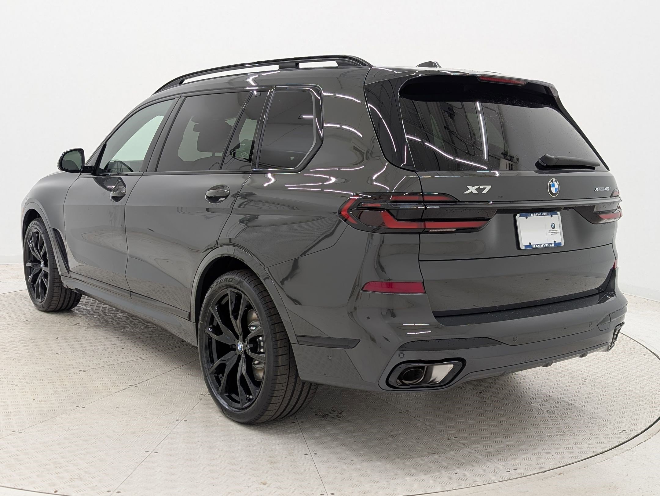 New 2026 BMW X7 xDrive40i w/ M Sport Package image 3