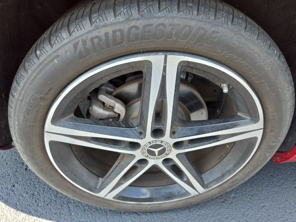 Used 2021 Mercedes-Benz A 220 4MATIC image 24