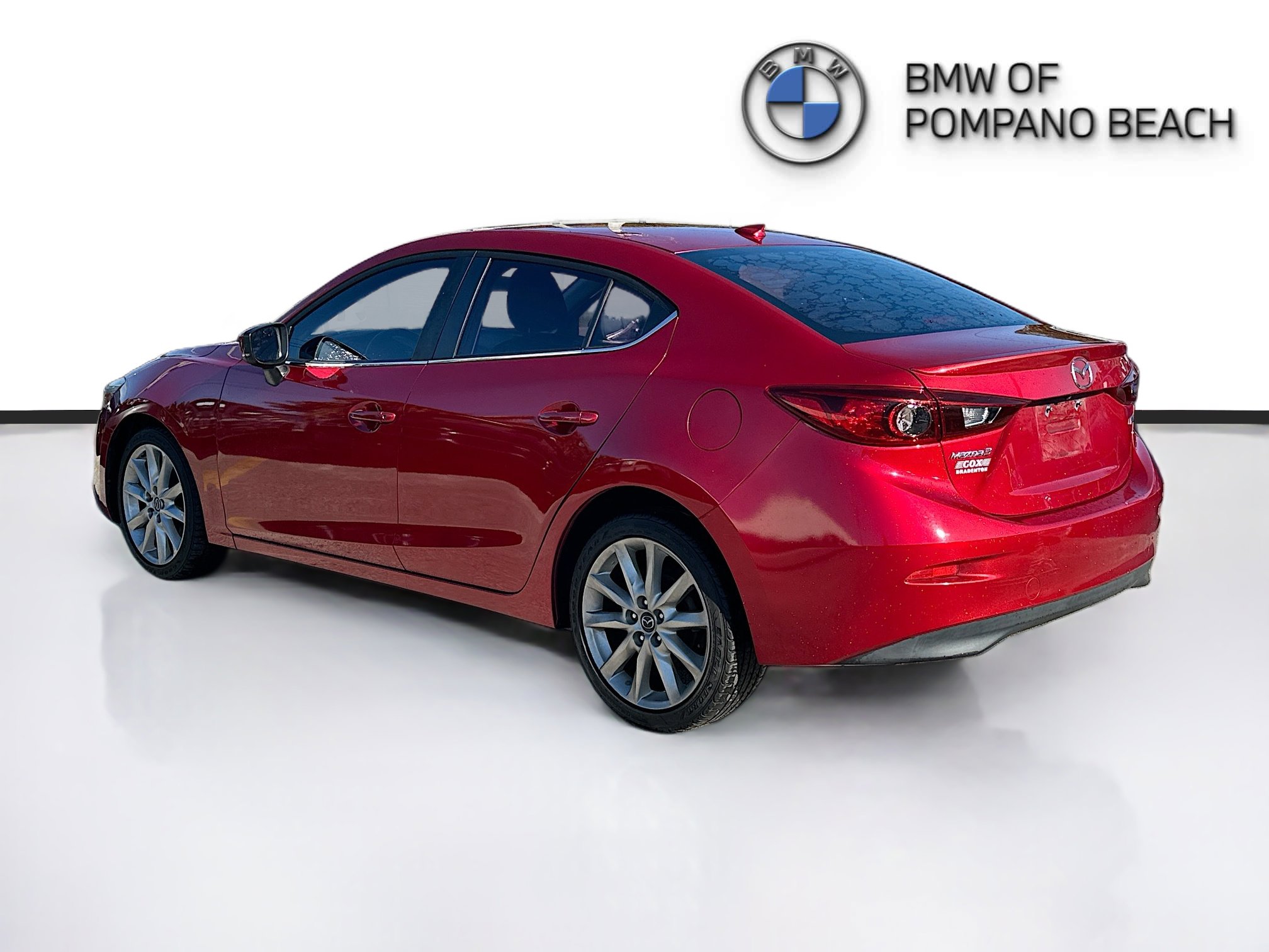 Used 2017 MAZDA MAZDA3 Touring w/ Popular Equipment Package image 5