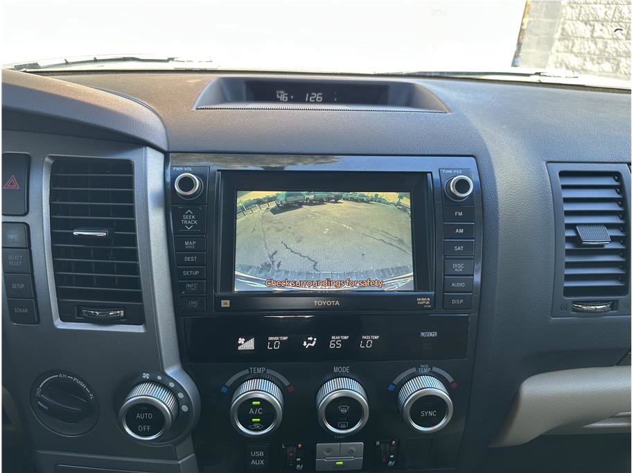 Used 2012 Toyota Sequoia Platinum image 26